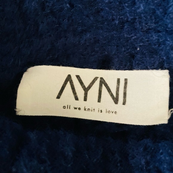 AYNI Revolve Karay Alpaca Open knit sweater in ocean blue. Size Medium. - Picture 5 of 8